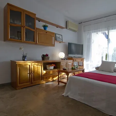 Apartment Ribes